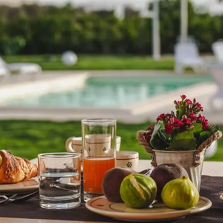 Couette-café Il Noce Salento Tourism Services